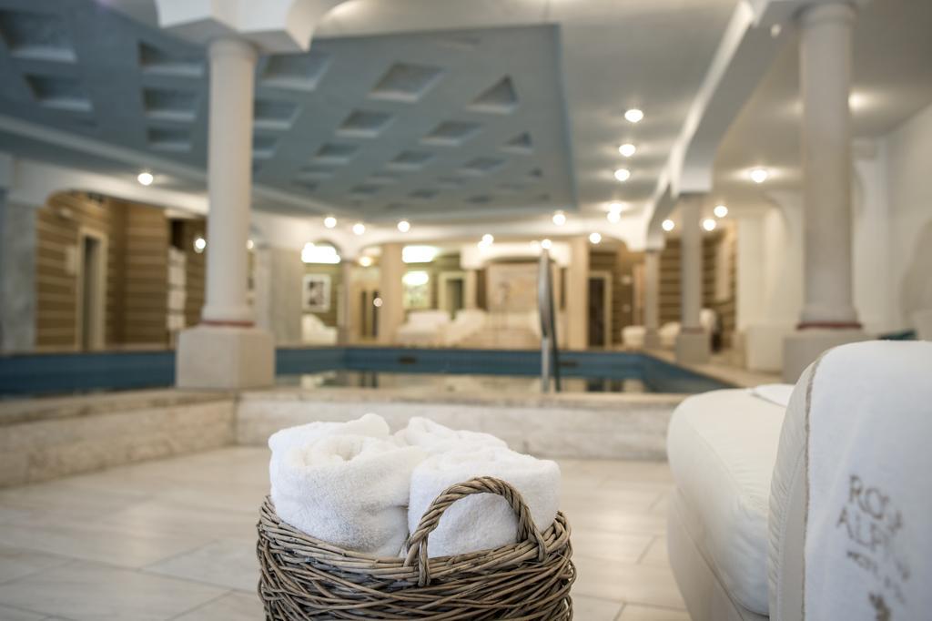 Rosa Alpina Hotel & Spa Сан-Кассиано Экстерьер фото