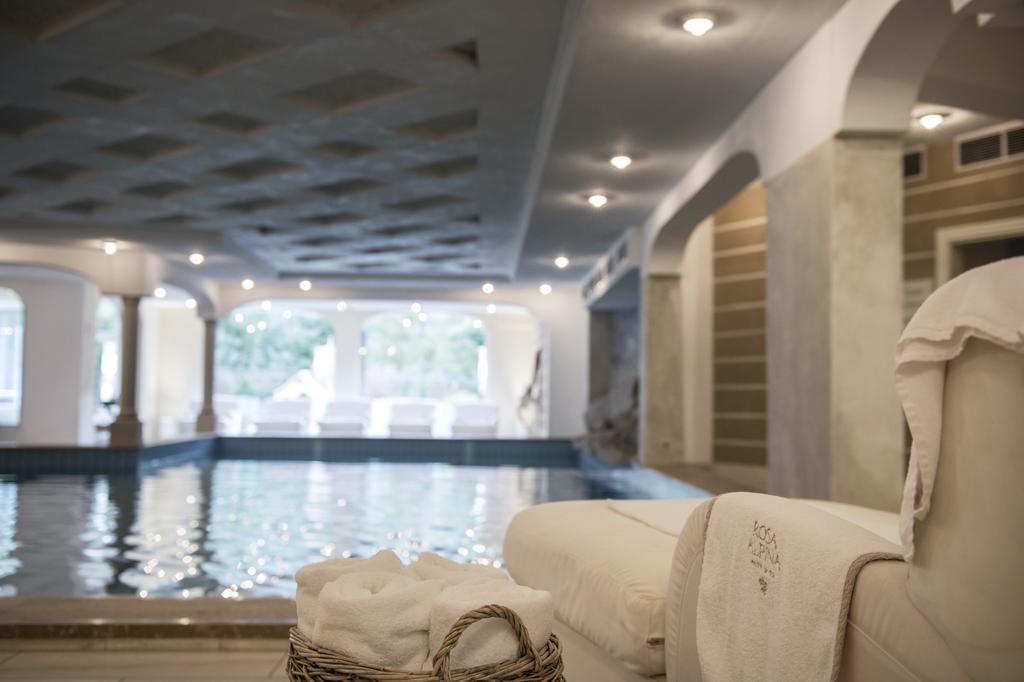Rosa Alpina Hotel & Spa Сан-Кассиано Экстерьер фото