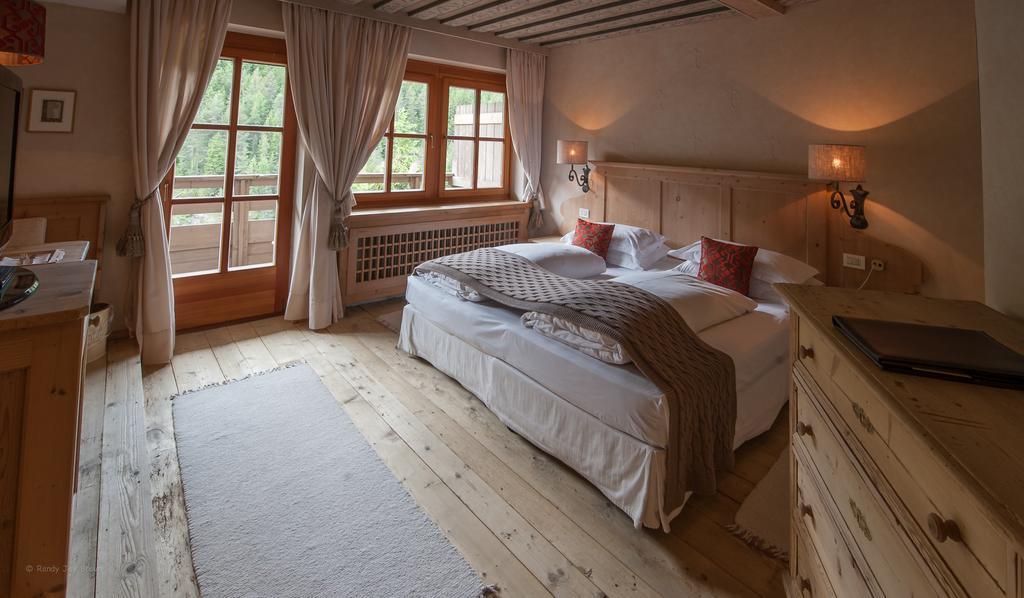 Rosa Alpina Hotel & Spa Сан-Кассиано Номер фото